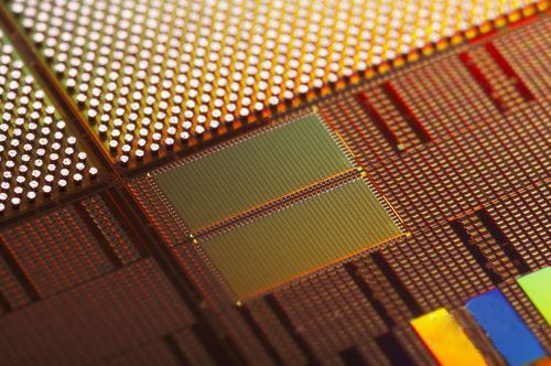 南亚科出货中兴遭管制 战火延伸到DRAM产业! 南亚科出货中兴遭管制 战火延伸到DRAM产业!