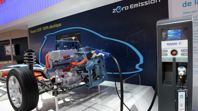 TDK收购昭和电工磁铁合金研发事业 股价小涨